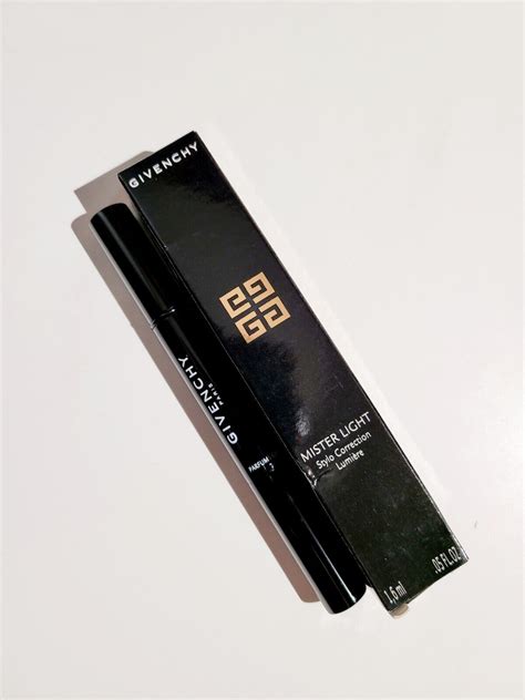 givenchy mister light 5|Givenchy 5 Mister Biscuit Mister Light Instant Light Product Info.